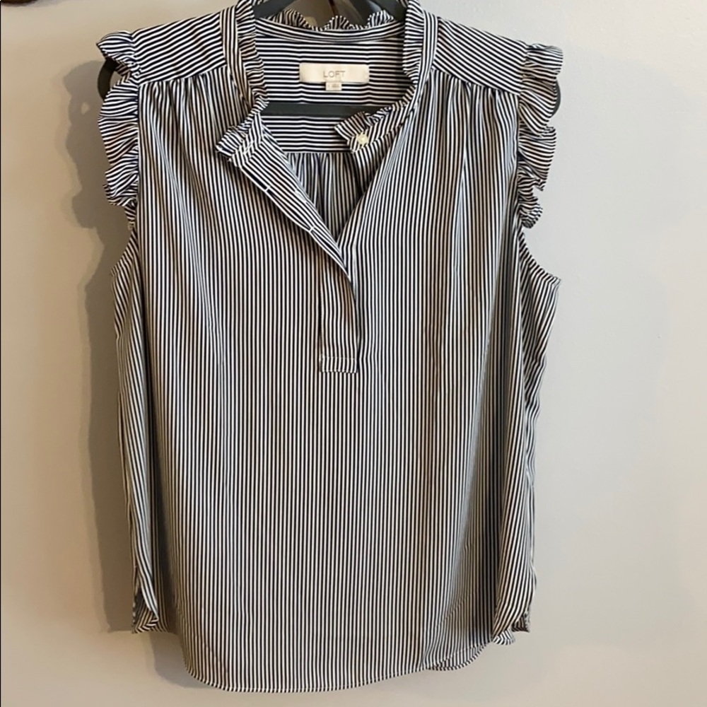 LOFT Ruffle Sleeve Top
